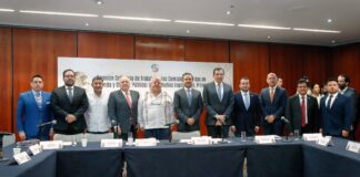 Comisiones de Hacienda y Crédito Público y de Estudios Legislativos Primera se reúnen con funcionarios de SHCP, SAT y Aduanas.
