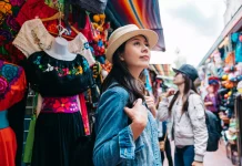 México recibe 14.7% más visitantes internacionales en agosto; salidas de residentes crecen 10.7%: INEGI