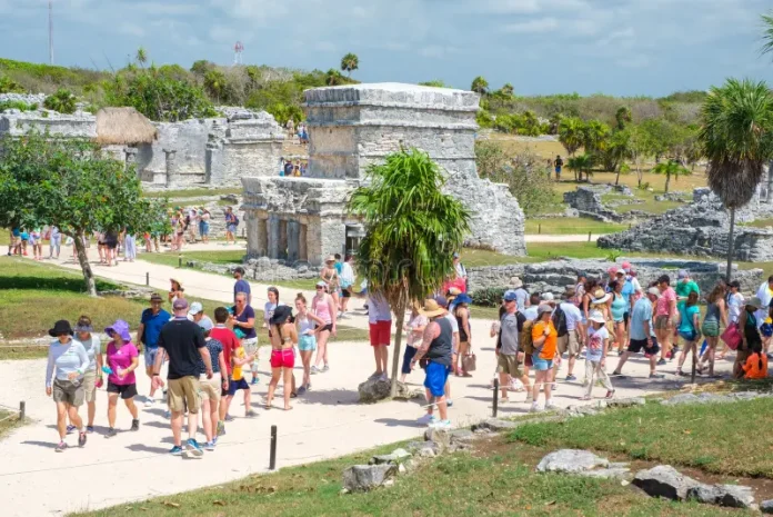 México consolida su turismo cultural: 14.6 millones de visitantes en museos y zonas arqueológicas de enero a agosto de 2025 México consolida su turismo cultural: 14.6 millones de visitantes en museos y zonas arqueológicas de enero a agosto de 2025