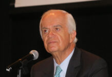 “Fue Aspe quien me llamó a su oficina para tratar de mediar conmigo y quería, además, convencerme de entregarnos la Coca-Cola, yo le dije “a mí no me interesa la Coca-Cola, porque la Coca-Cola es un producto netamente extranjero, que depende de la materia prima que ellos te venden, la marca no es nuestra, es de ellos, entonces tienes que pagarles, no me interesa, nosotros nacimos de la cerveza y queremos quedarnos con la cerveza”, relata Sepúlveda.