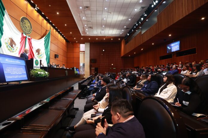 Foro de política juvenil internacional: ¿Qué onda con el comercio exterior?