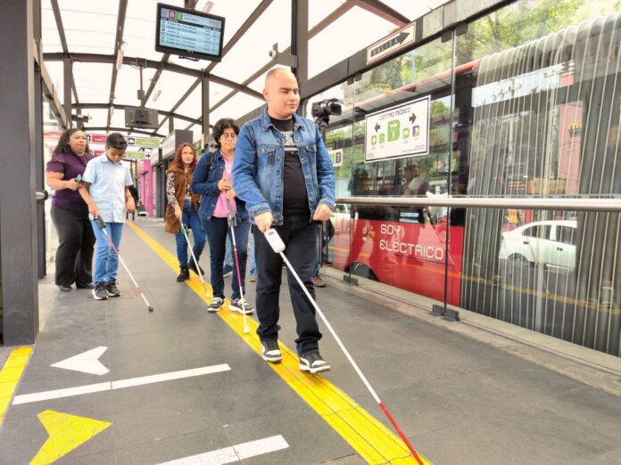 IMSS-20251105-tecnología-inclusiva-para-personas-con-discapacidad-visual