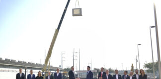 primera piedra para la construcción de la segunda etapa de su Centro de Contacto Roberto González Barrera