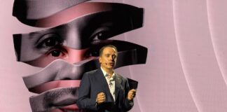 Con el nuevo enfoque ‘A Profundidad’, TelevisaUnivision genera una conexión más profunda con las audiencias a través de su amplísimo portafolio de contenidos para el año entrante, buscando siempre la excelencia e innovación. Por todo lo que ofrecemos y por el volumen de nuestras audiencias somos el único medio nacional con crecimiento en ventas superior al 5%. Daniel Alegre, CEO de TelevisaUnivision, detalló que para el 2026 se centrarán en “la búsqueda de una conexión más profunda con las emociones, gustos y necesidades de nuestras audiencias y clientes, impulsada con una incesante dedicación a la excelencia y la innovación en contenido