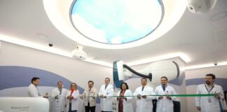 nuevo equipo robótico CyberKnife de última generación
