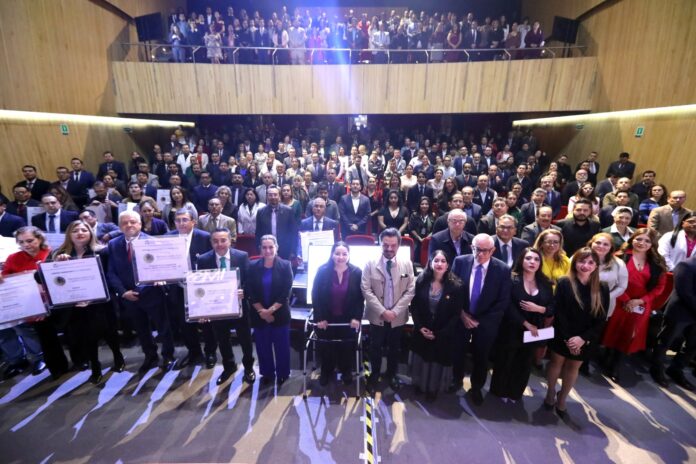 IMSS-20251205-reconoce-a-44 unidades-ganadoras-y-relanza-el-Premio-a-la-Competitividad Premio a la Competitividad y reconoce a 44 unidades por calidad y trato digno en 2025