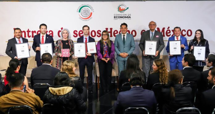 Entrega de “Hecho en México”