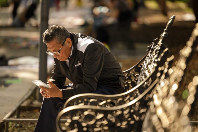 Inicia registro nacional de líneas telefónicas móviles en enero de 2026: CRT