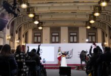 Sheinbaum apuesta por CFE fuerte frente al esquema heredado de la reforma de 2013 Sheinbaum apuesta por CFE fuerte frente al esquema heredado de la reforma de 2013