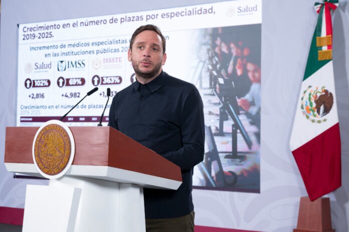 México triplica la formación de médicos especialistas y consolida un modelo meritocrático de residencias México triplica la formación de médicos especialistas y consolida un modelo meritocrático de residencias
