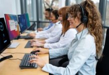 Call centers de Querétaro modernizan sus servicios con sistemas de IVR avanzados Fuente de la imagen: Freepik.com