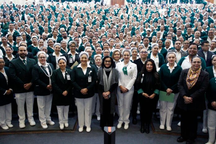 Ceremonia en Unidad de Congresos del Centro Médico Nacional (CMN) Silgo XXI