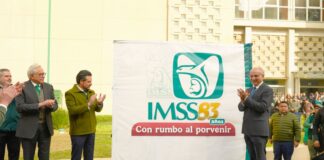 ceremonia por el 83 aniversario en oficinas centrales