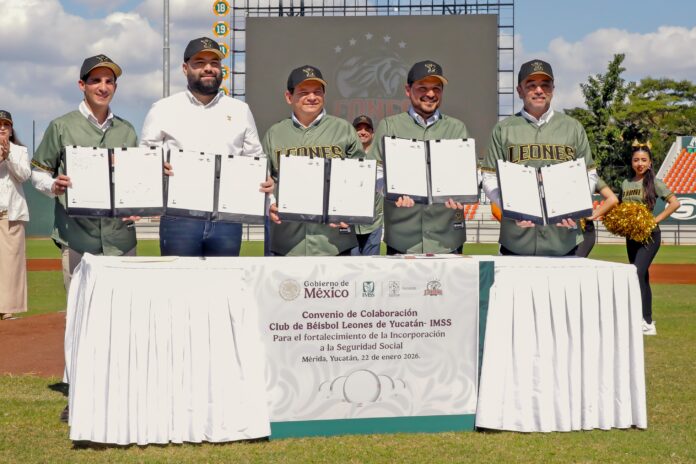 IMSS-20260122-CONVENIO-Club-Leones-de-YucatAn firma en el Parque Kukulcán;
