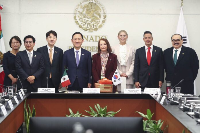 Reunión con el Vicepresidente de la Asamblea Nacional de la República de Corea, Joo Ho-Young