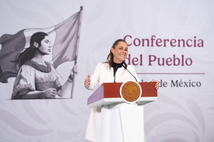 La presidenta de México, Claudia Sheinbaum Pardo, presentó este martes un balance de cinco indicadores económicos que, afirmó, dan cuenta de la solidez macroeconómica del país y del impacto de las políticas públicas implementadas en los últimos años, particularmente en materia laboral, financiera y de crecimiento sectorial.