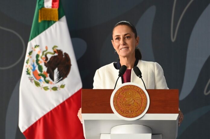 La presidenta Claudia Sheinbaum afirmó que la deuda de Petróleos Mexicanos ( Pemex ) con proveedores cuenta con una planeación financiera plenamente garantizada, luego de que se diera a conocer que la empresa podrá liquidar parte de sus adeudos en un plazo de hasta ocho años, de acuerdo con información reportada a autoridades regulatorias. La presidenta Claudia Sheinbaum afirmó que la deuda de Petróleos Mexicanos ( Pemex ) con proveedores cuenta con una planeación financiera plenamente garantizada, luego de que se diera a conocer que la empresa podrá liquidar parte de sus adeudos en un plazo de hasta ocho años, de acuerdo con información reportada a autoridades regulatorias.