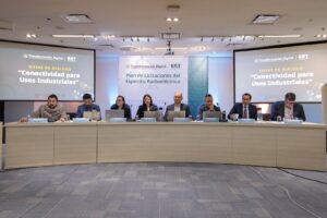 Soy Yareth Arciniega, reportera que cubre presidencia para Revista Fortuna, medio mexicano especializado en economía, negocios y finanzas con enfoque social y coberturas nacionales e internacionales.
Desde Revista Fortuna nos gustaría solicitar una entrevista con la fiscal Ernestina Godoy, con el objetivo de conversar sobre el significado y los retos de su nombramiento como la primera mujer al frente de la Fiscalía General de la República, su visión sobre el fortalecimiento institucional, el acceso a la justicia y el impacto de una perspectiva de género en la procuración de justicia en México.
La entrevista puede realizarse en el formato y fecha que su agenda permita.

Quedo atenta y agradezco mucho su tiempo y atención.
Saludos cordiales,
Yareth Arciniega Villa
Revista Fortuna
5636149351
yareth@revistafortuna.com.mx