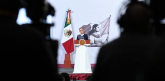 Sheinbaum pide que el CIDE se acerque a los problemas sociales y deje visiones elitistas