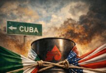 Al Aire | Sheinbaum: entre la espada (Trumpista) y la pared (Obradorista) Claudia Sheinbaum gobierna con una herencia incómoda y un presente explosivo. Cada mañana intenta administrar un país, pero también un legado. Y en ese forcejeo —cada vez más visible— la presidenta parece atrapada entre dos fuerzas que tiran en direcciones opuestas: la espada de Donald Trump al norte y la pared de Andrés Manuel López Obrador a sus espaldas.