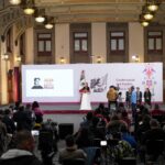 La presidenta Claudia Sheinbaum afirmó que la quiebra de First Brands Group, empresa cuyas filiales en México han comenzado a cerrar y han afectado a miles de trabajadores del sector maquilador, no está relacionada con los aranceles ni con la relación comercial entre México y Estados Unidos, sino con un proceso de insolvencia originado en territorio estadounidense.