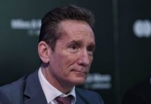 El banco enfrenta además un juicio que supera los 66 millones de pesos, después de que se utilizó una firma electrónica falsificada para intentar simular la terminación del proceso.