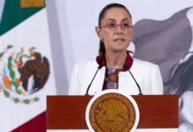 La presidenta Claudia Sheinbaum fijó este lunes una postura detallada del Gobierno de México frente a la reciente intervención de Estados Unidos en Venezuela, acción que derivó en la captura del presidente Nicolás Maduro y su esposa, así como en la pérdida de, al enos, 40 vidas humanas. Durante su conferencia de prensa matutina, la mandataria reiteró que México rechaza de manera categórica cualquier forma de intervención en los asuntos internos de otros países.