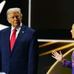 La presidenta Claudia Sheinbaum Pardo afirmó que el pueblo de México debe tener la certeza de que su gobierno nunca negociará la soberanía ni la integridad territorial del país, y subrayó que la relación con Estados Unidos se basa en una coordinación sin subordinación, entre iguales. Señaló que este principio guía de manera permanente la comunicación y el diálogo con el presidente Donald Trump, con quien México mantiene una relación continua desde hace casi un año, enfocada en la defensa del pueblo mexicano dentro y fuera del país. Sheinbaum sostuvo que el diálogo es la vía principal para avanzar, aunque dejó claro que, de ser necesario, su gobierno no descartará convocar a una movilización para defender estos principios.