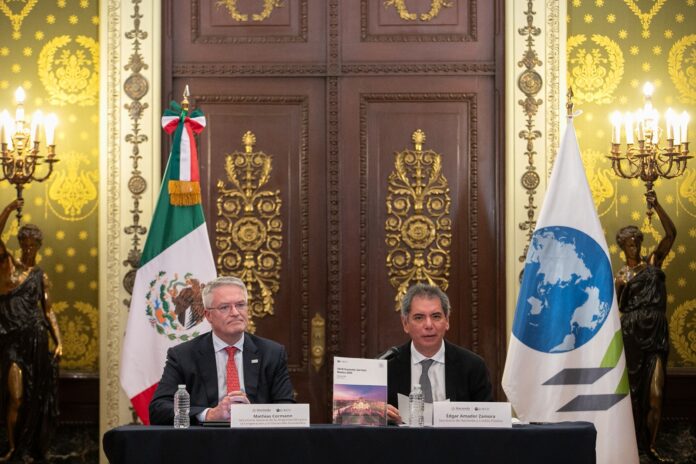 OCDE reconoce estabilidad económica, destaca al Plan México y sugiere acelerar inversión, digitalización e infraestructura