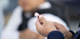 En la conferencia matutina de este jueves, la presidenta Claudia Sheinbaum informó que ya se encuentra disponible la plataforma digital para que la población ubique los puntos de vacunación contra el sarampión en todo el país, en medio del monitoreo epidemiológico que mantiene el Gobierno federal.