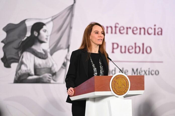 aclaró la polémica sobre supuestas cancelaciones masivas de hoteles en las ciudades sede del Mundial de 2026, luego de que su equipo explicara que en realidad se trató de la liberación de habitaciones cuyo plazo de reserva había vencido.