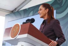 Sheinbaum dice que mujeres militares también enfrentan problemáticas, tras homenaje por el 8M