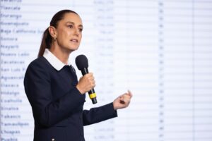 Sheinbaum anuncia “plan B” de reforma electoral para reducir privilegios y ampliar participación ciudadana