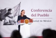 La presidenta de México, Claudia Sheinbaum Pardo, informó que mañana enviará al Congreso una nueva iniciativa conocida como “plan B”, con la que busca reducir el gasto en congresos estatales y ayuntamientos para destinar esos recursos a obras y servicios públicos en estados y municipios.