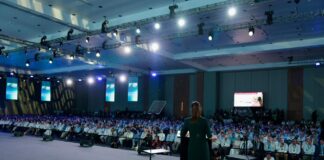 En la conferencia matutina de este viernes, la presidenta Claudia Sheinbaum Pardo aseguró que los principales bancos del país manifestaron una percepción positiva sobre el funcionamiento del Poder Judicial y se comprometieron a ampliar el acceso al crédito, especialmente para pequeñas y medianas empresas (Pymes).