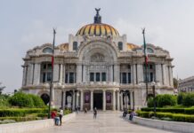 Un siglo de ópera en México (1860 a 1960): voces, escenarios y el legado que llegó al Palacio de Bellas Artes Palacio de Bellas Artes