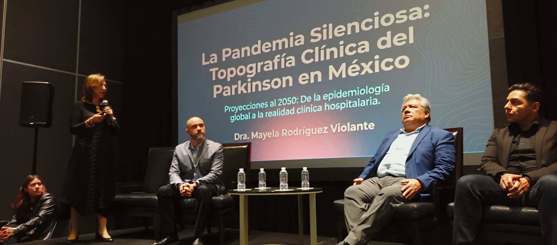 conferencia de prensa en el marco del Día Mundial del Parkinson: Un abordaje multidisciplinario para una vida plena.
