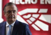 El secretario de Economía, Marcelo Ebrard, detalló la integración del equipo que representará a México en la revisión del T-MEC, el cual estará conformado por especialistas de distintas áreas del gobierno para atender la complejidad de la negociación.