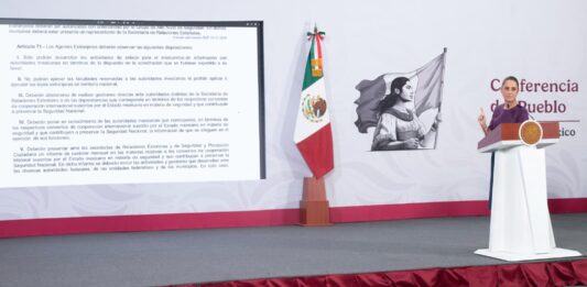 La presidenta Claudia Sheinbaum advirtió que la participación de agentes extranjeros en un operativo en Chihuahua “no es un asunto menor” y debe investigarse a fondo, al tiempo que dejó claro que no se trata de un conflicto político, sino de un tema de seguridad nacional y cumplimiento de la ley.