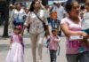 Adelantar el ciclo escolar implicaría 100 horas más de cuidados y 12 días de salario mínimo en los hogares